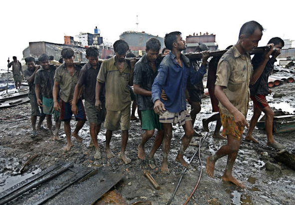 Как в Бангладеше убивают уже мертвые корабли