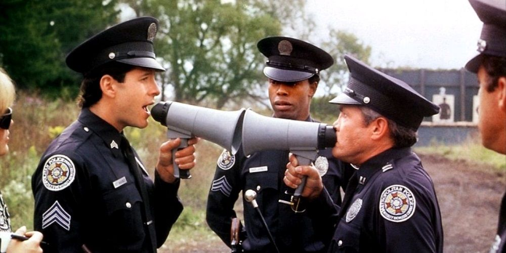 Фильму "Полицейская академия" 40 лет: все серии от худшего к лучшему