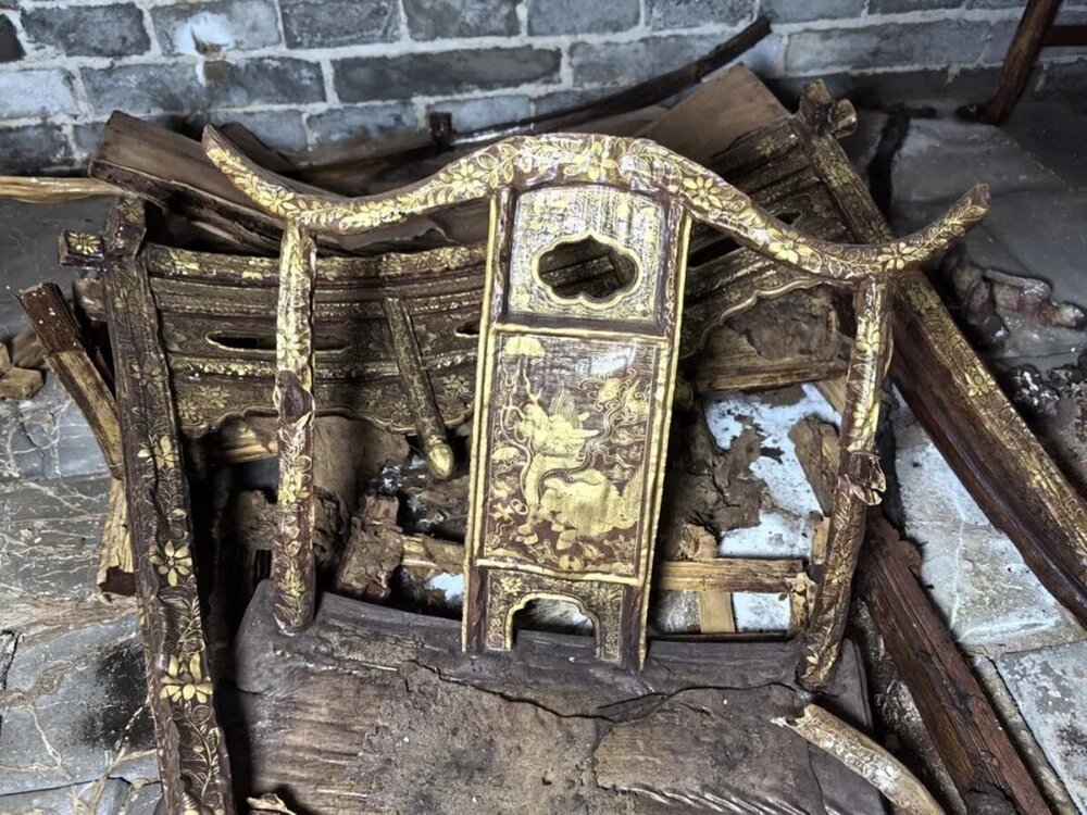Потрясающая нетронутая гробница династии Мин обнаружена в Китае во время прокладки новой дороги