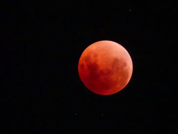 11. Кровавая Луна