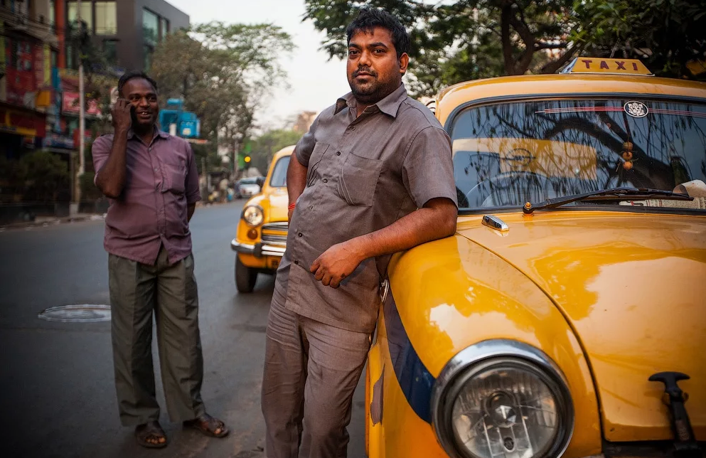 Почему у каждого таксиста Дели есть с собой презервативы