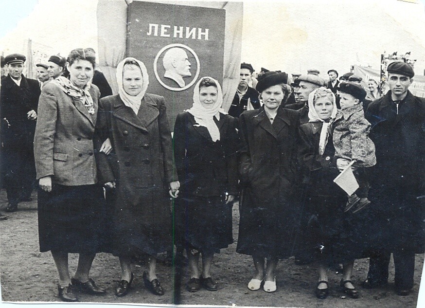Интересные фотографии времен СССР от Юганск за 30 марта 2024