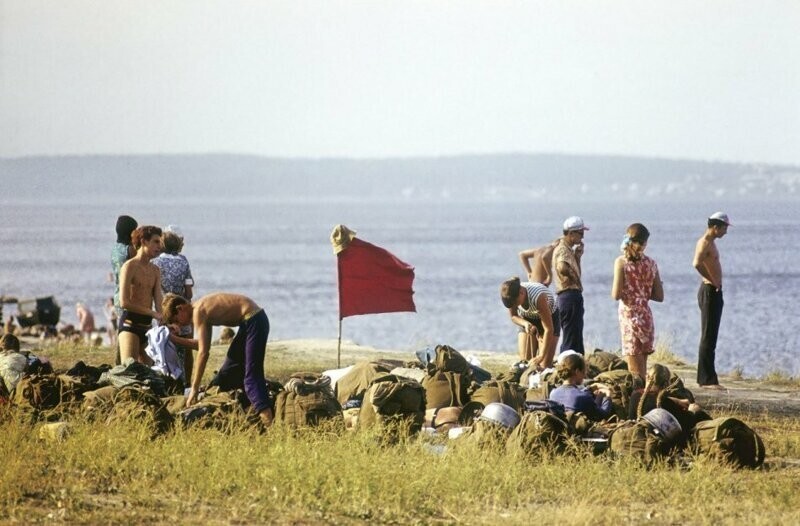 Интересные фотографии времен СССР от Юганск за 04 апреля 2024