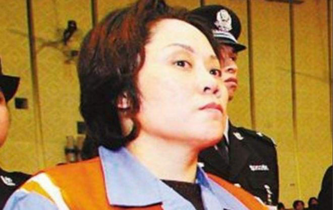 Китайская гангстерша, которая держала в плену 16 молодых юношей с одной единственной целью