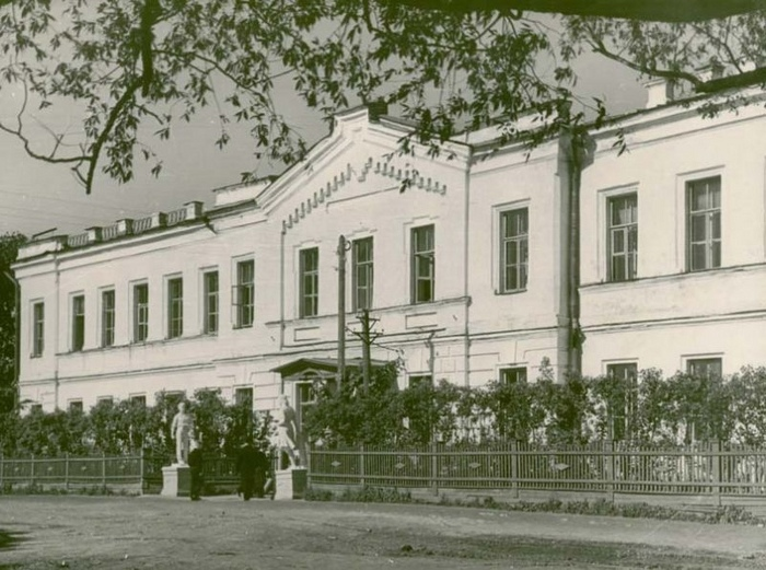 Череповец, Вологодская область. Проспект Луначарского, 5. ЧГПИ им. А. В. Луначарского, 1958 год.