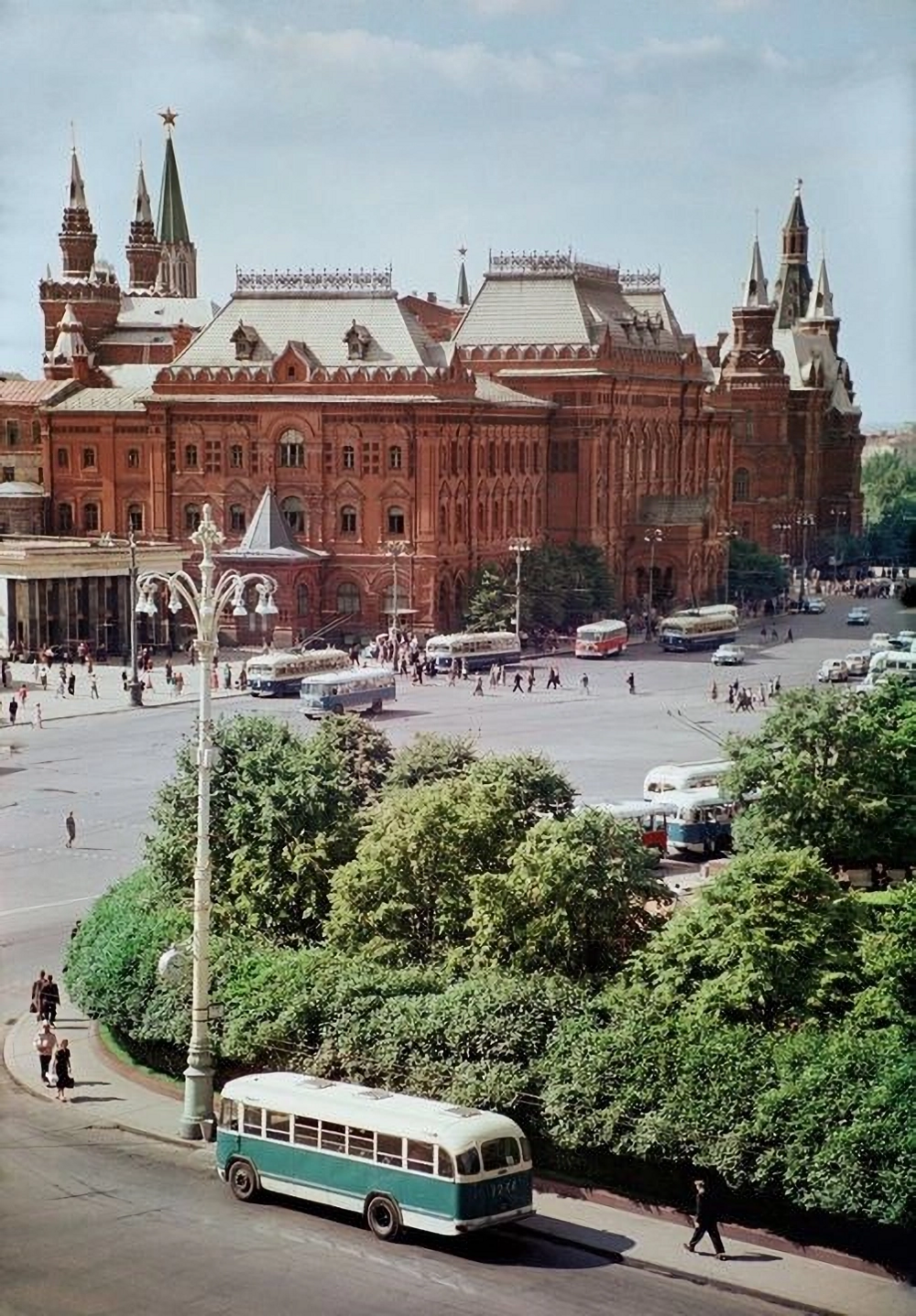 Москва. Площадь Революции, 1961 год
