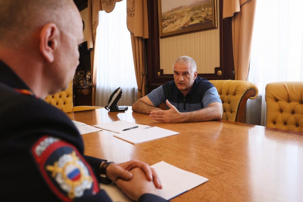 В Крыму иностранцам запретили работать в 35 сферах деятельности