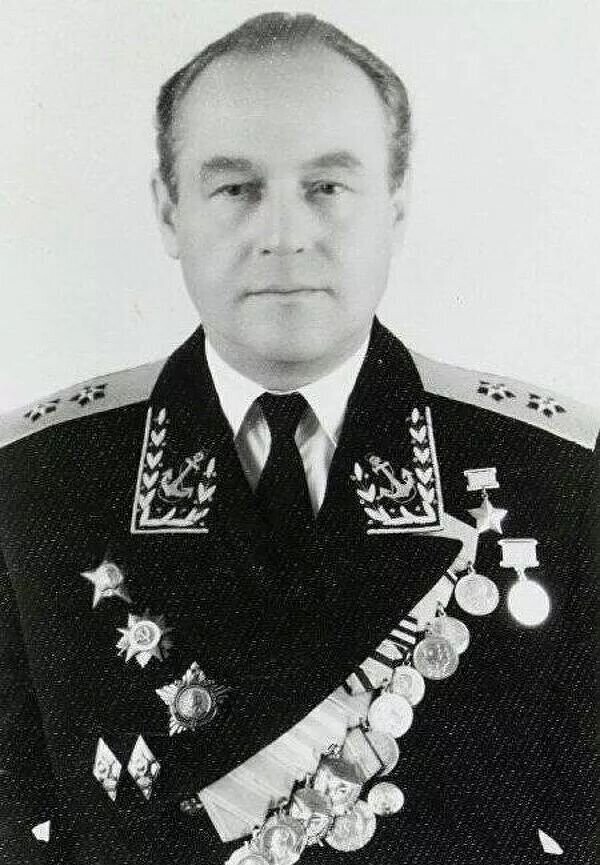 Герой Советского Союза Валентин Стариков