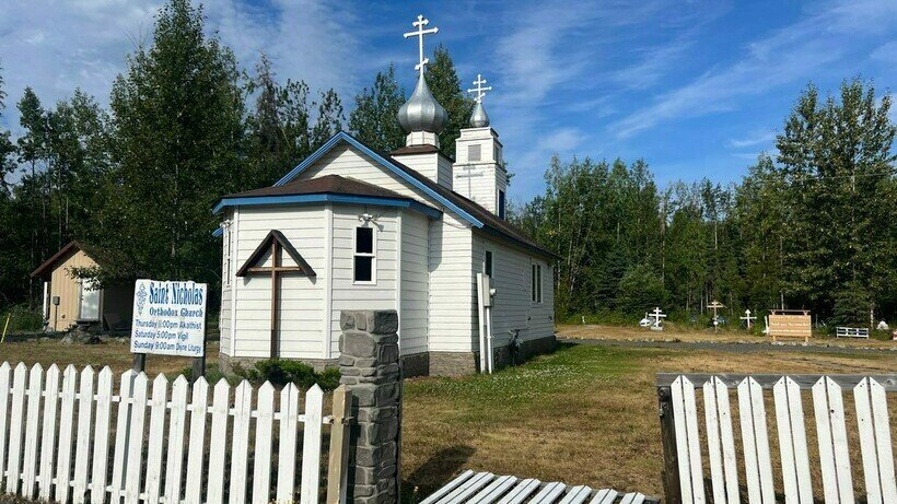 Почему индейцы Аляски хоронят близких по традициям Русской православной церкви