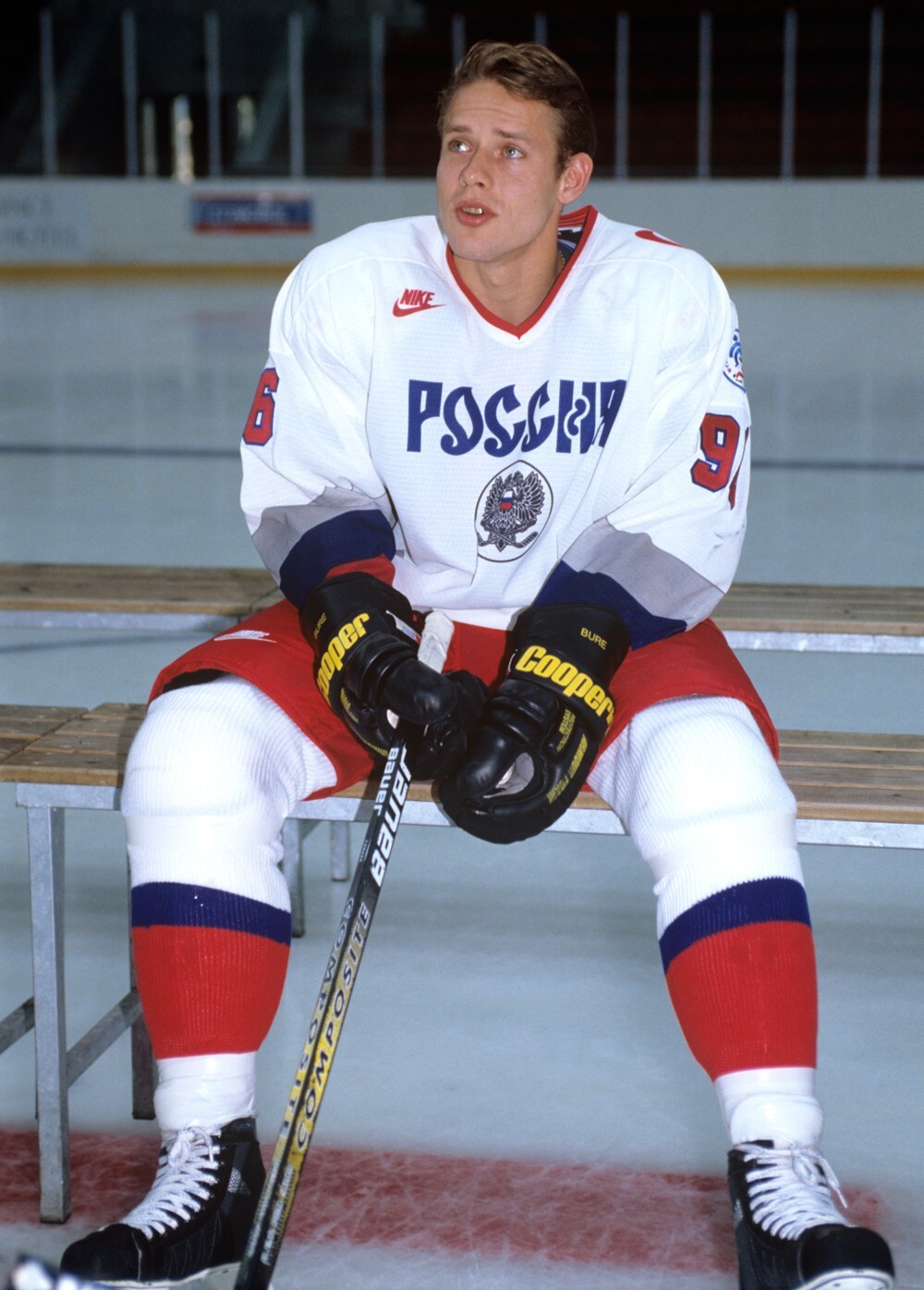 Нападающий сборной России Павел Буре, 1996 год