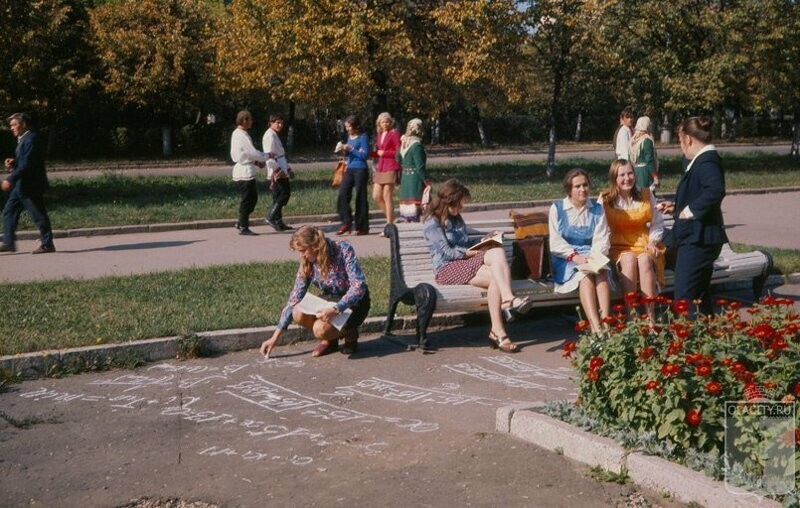 Интересные фотографии времен СССР от Юганск за 24 апреля 2024