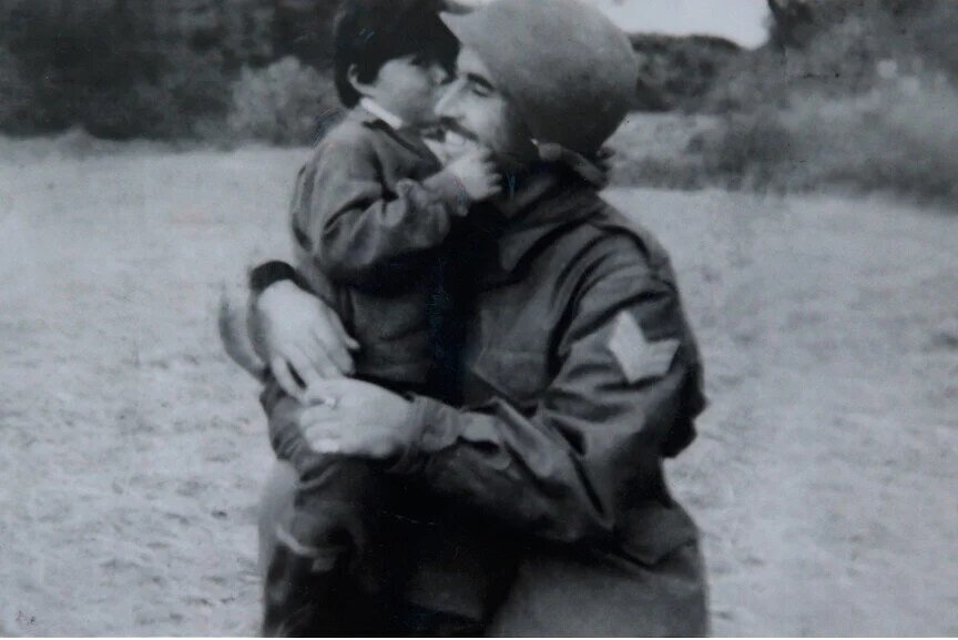 Как турецкий солдат «удочерил» маленькую корейскую девочку