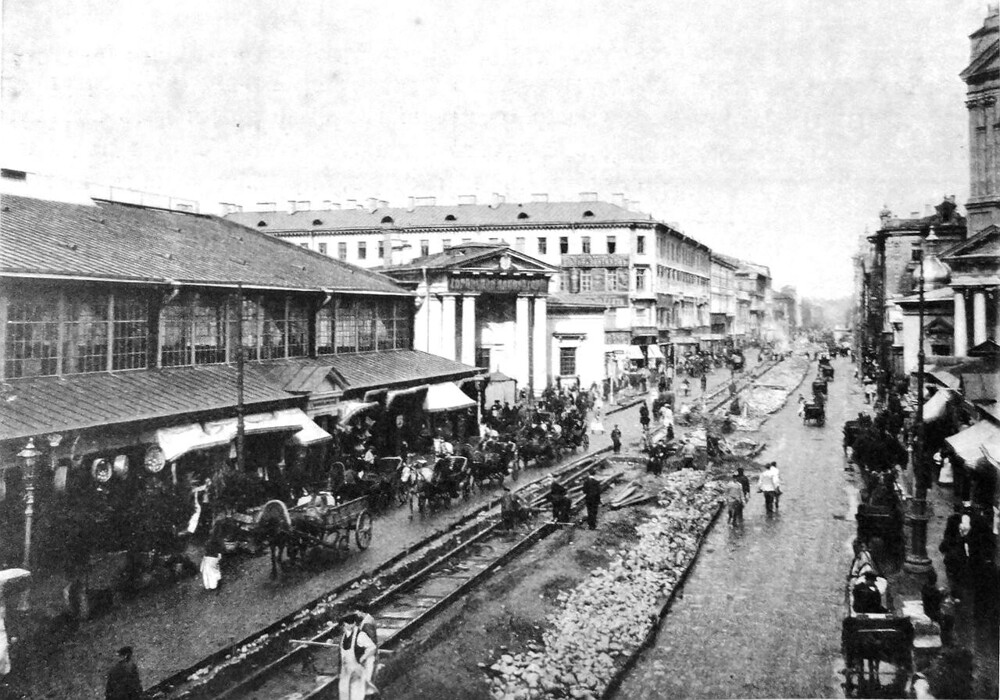 В 1906 году компаниям, продвигавшим электрический трамвай в Петербурге, наконец-то удалось немного подвинуть коночное лобби