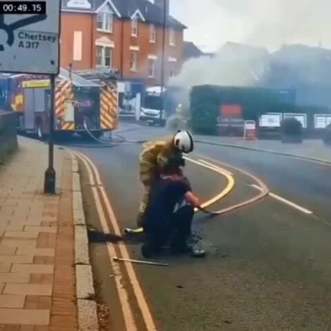 Доступ к пожарному гидранту в Великобритании 