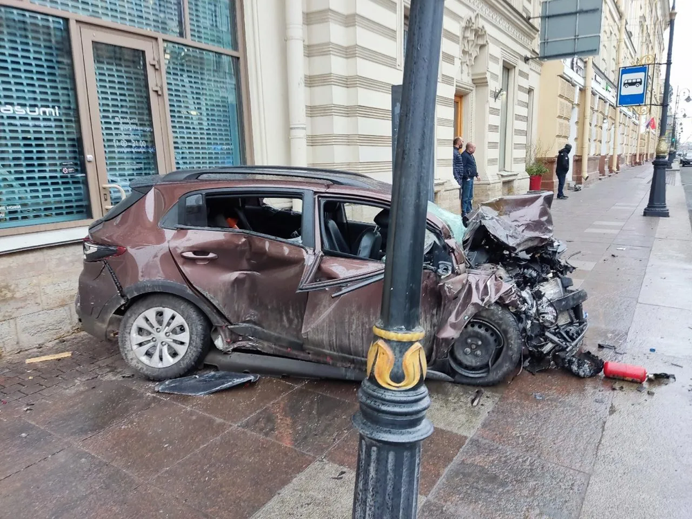 Пьяный иностранец устроил смертельное ДТП в центре Петербурга