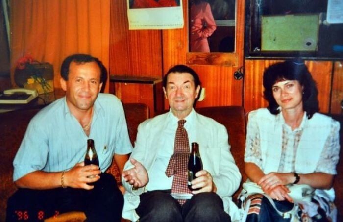 	Георгий Вицин с семьёй, 1996 год
