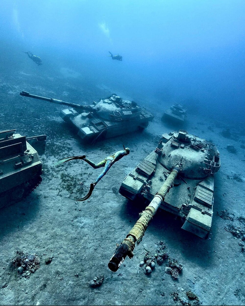 Подводный военный музей в Иордании