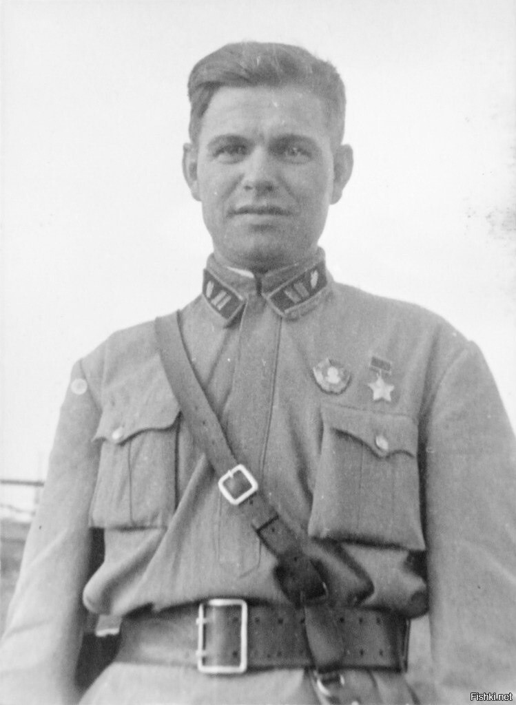 Командир 141-го отдельного танкового батальона Герой Советского Союза майор Г