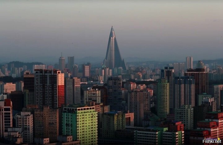 Причудливая архитектура Северной Кореи ??