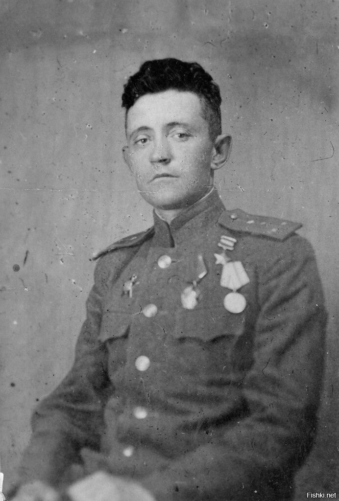 Герой Советского Союза капитан Алексей Яковлевич Ломакин (1914—1988)