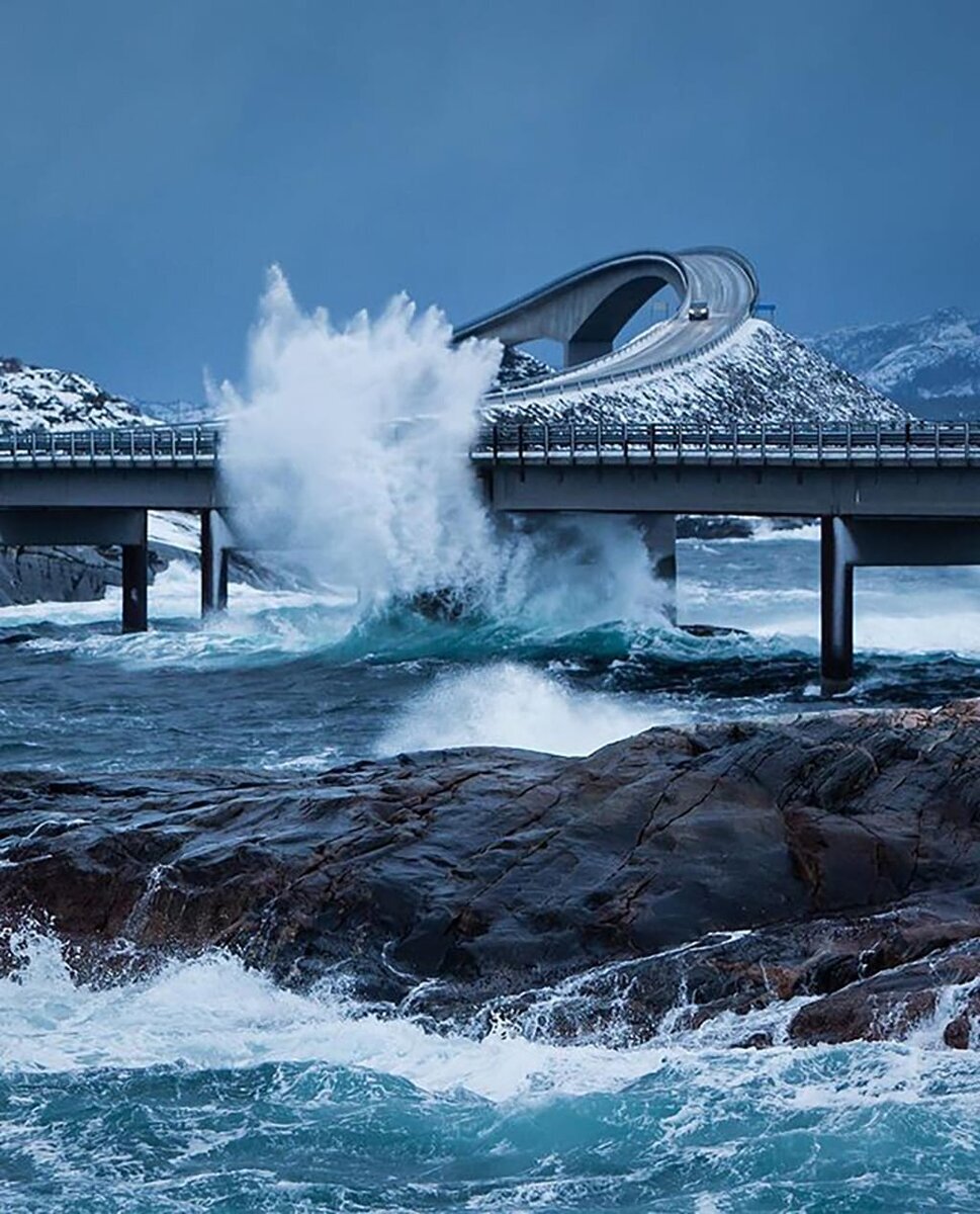 1. «Атлантическая дорога» — шоссе в Норвегии