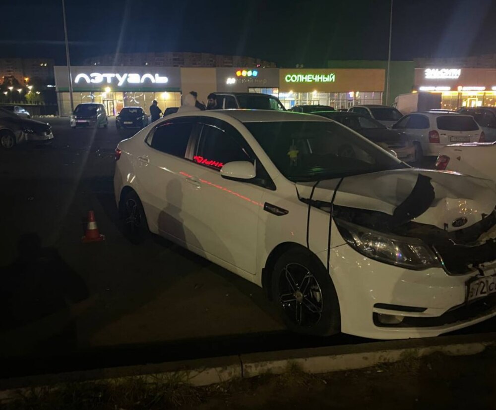 Пьяный подросток из Красноярска угнал машину родителей и протаранил десять авто