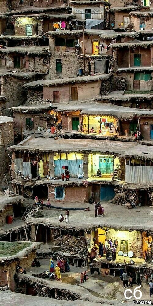 Деревня Паланган в городе Камияран, Иран