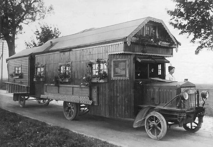 33. Fahrbares Landhaus, Германия, 1922 год. Одна из первых итераций того, что мы сейчас знаем как дом на колесах