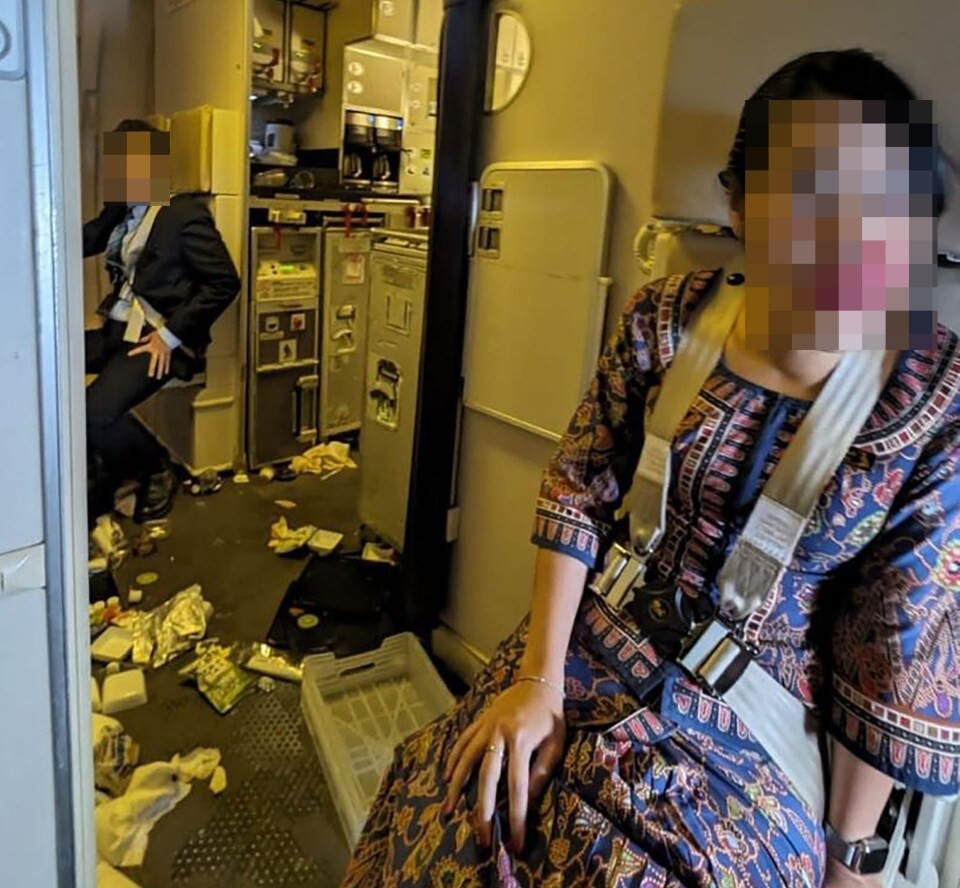 Один пассажир погиб, десятки пострадали из-за турбулентности на рейсе Лондон-Сингапур