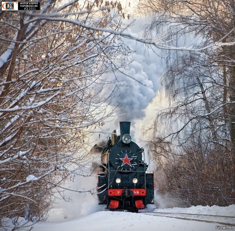 Паровоз Эр774-38 с поездом на перегоне Серебряный Бор - Подмосковная, Москва