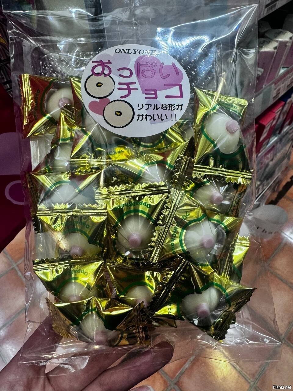 Азиаты снова отжигают: на этот раз в Японии обнаружили шоколадные конфеты в в...