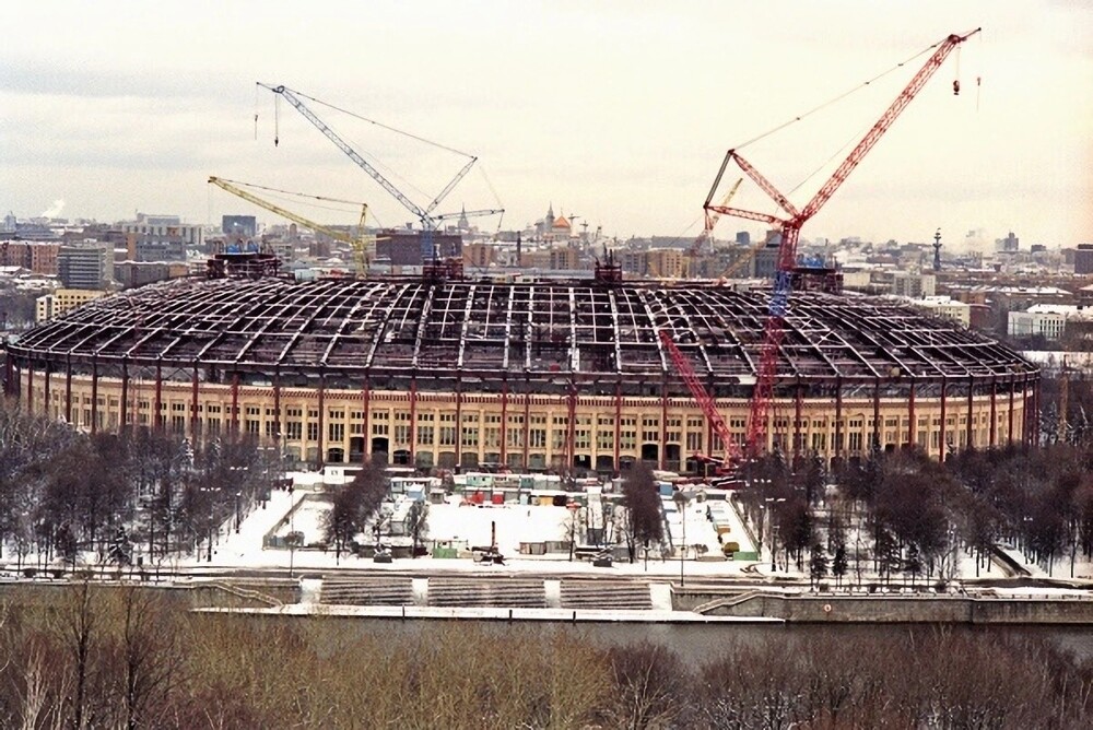 Реконструкция стадиона Лужники, 1997 год