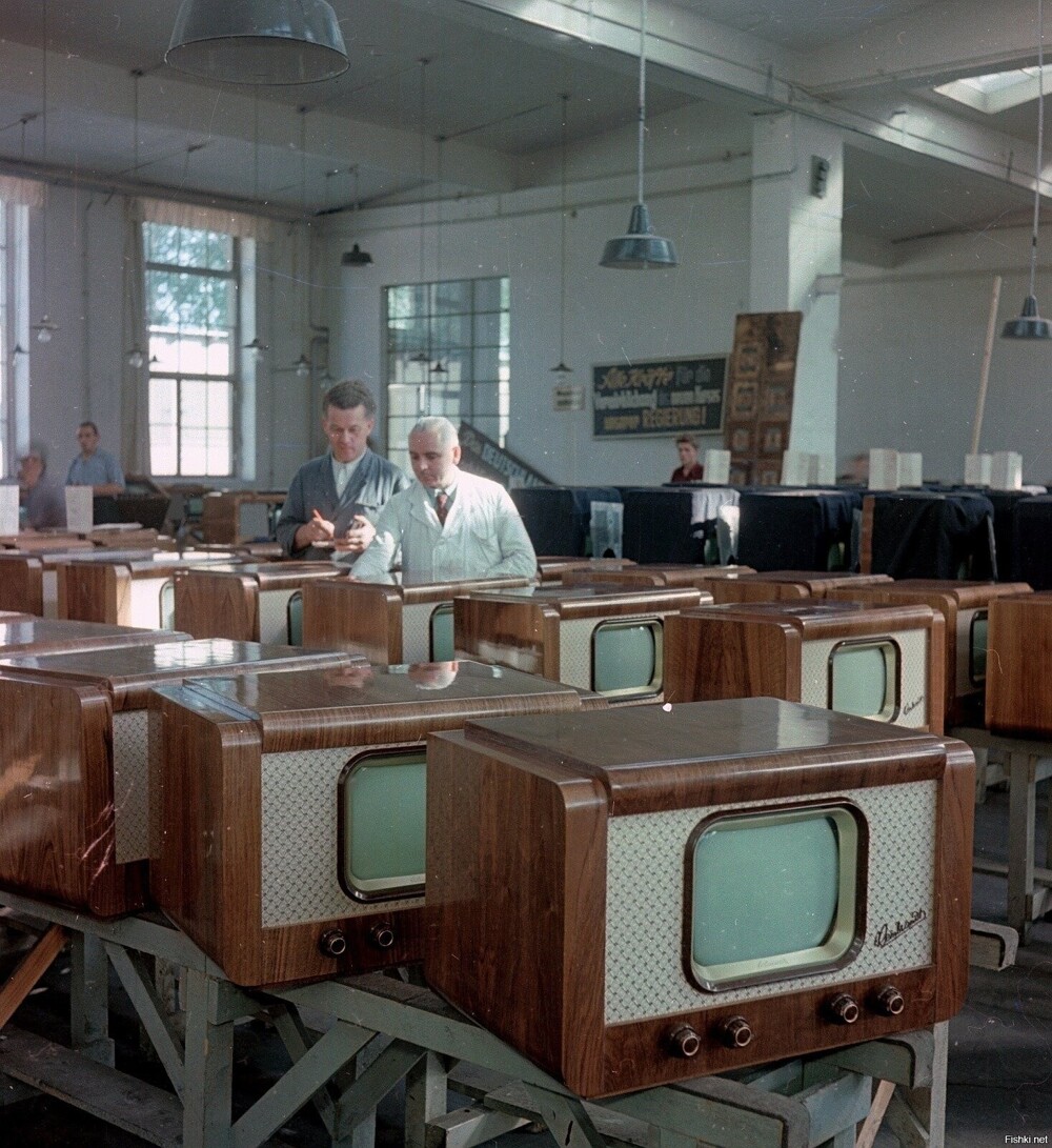 Телевизионный завод в Радеберге, ГДР, 1954