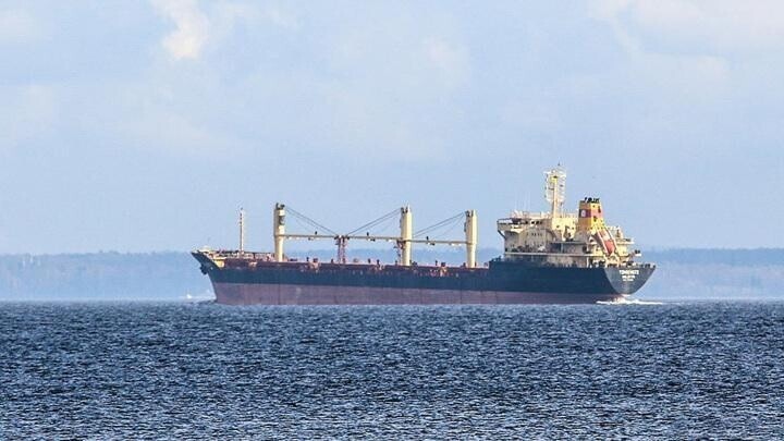 Йеменские хуситы атаковали три коммерческих судна, сотрудничающих с израильскими террористами