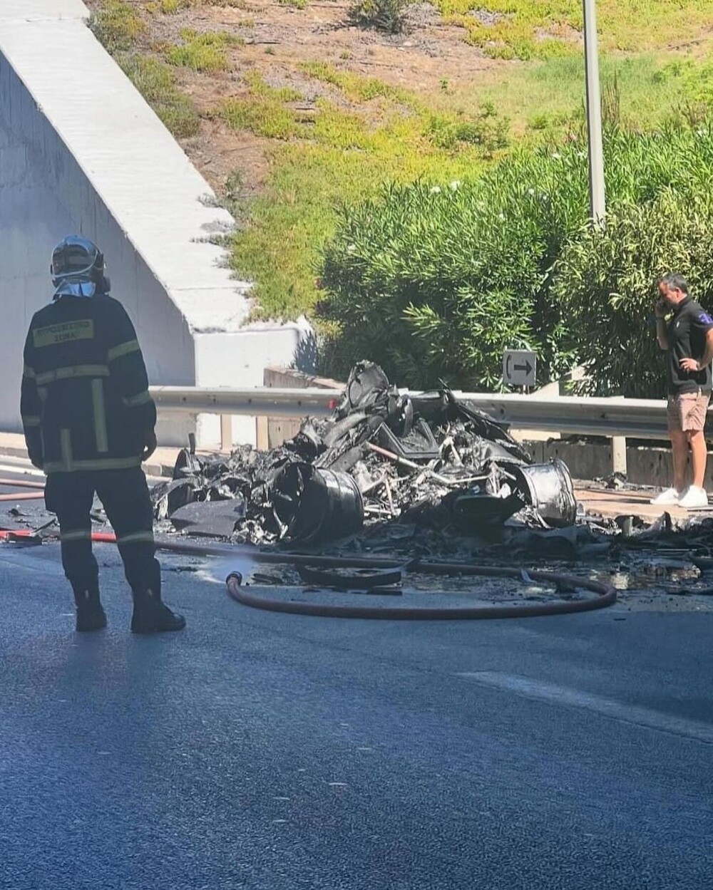 В Греции сгорел дотла редкий суперкар стоимостью 4 миллиона долларов