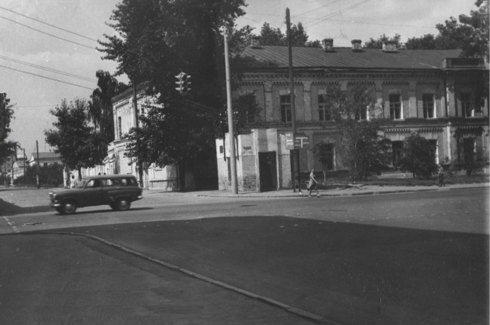 Орел. Перекресток улиц Октябрьской и Красноармейской, 1969 год