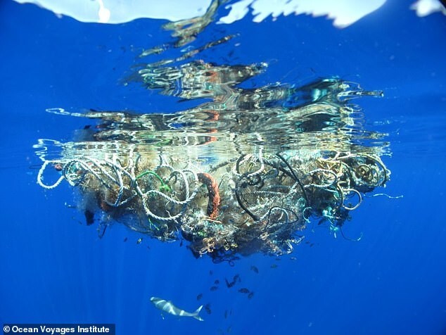 Раскрыты шокирующие масштабы крупнейшей мусорной свалки в океане