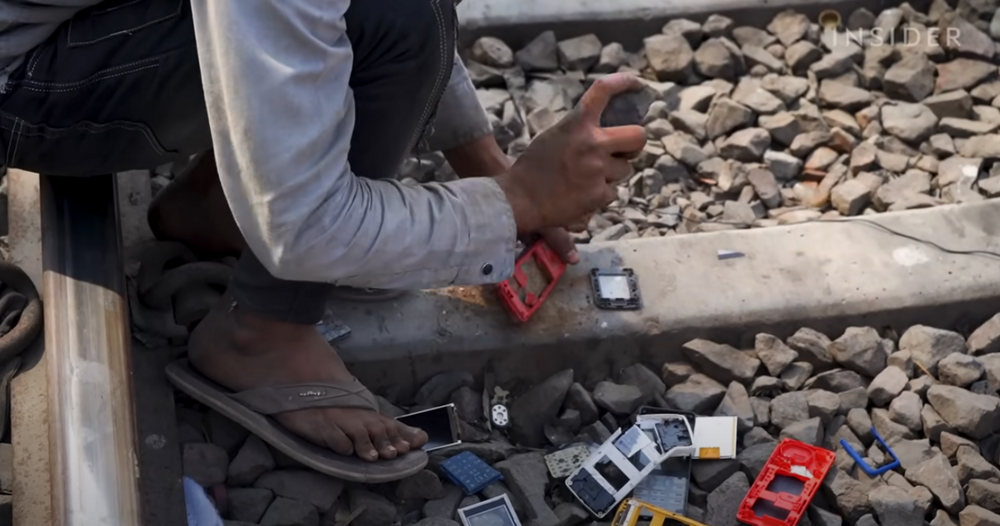 Свалка для образованных – кто роется в электронном мусоре Индии