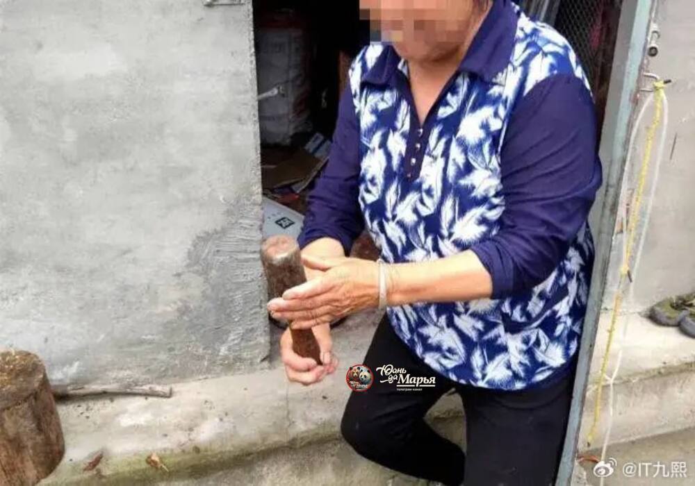 Пожилая китаянка 20 лет использовала гранату как молоток