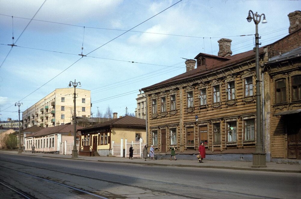 Деревянная Москва, которой больше нет. Вид на улицу Стромынка образца 1964 года.
