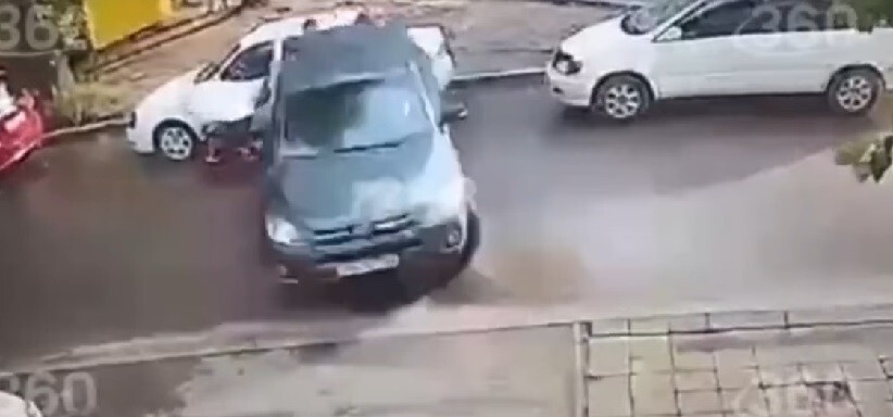 Автоледи задавила семью с детьми в алтайском городе Заринск