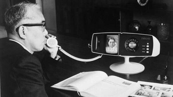 Первый видеотелефон Toshiba 500. Япония, 1968 год