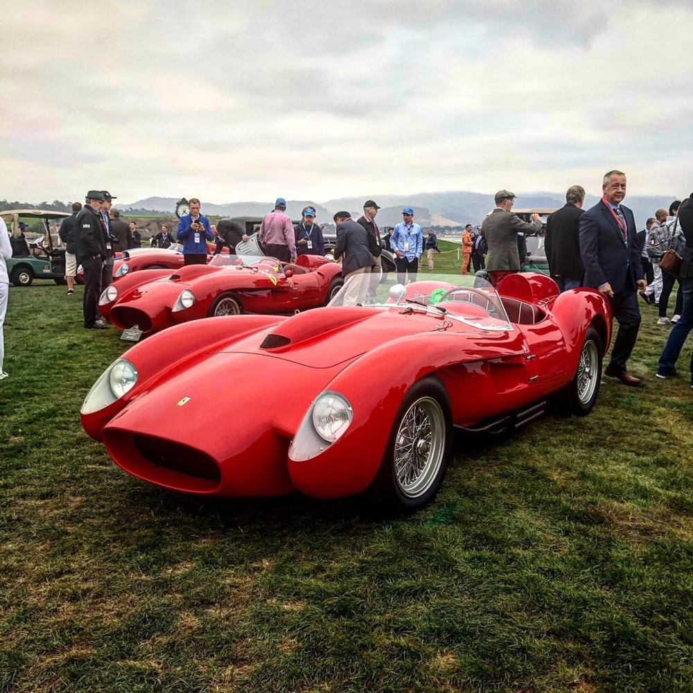 Ferrari 250 Testarossa — гоночная лошадка с дорогом обрамлением