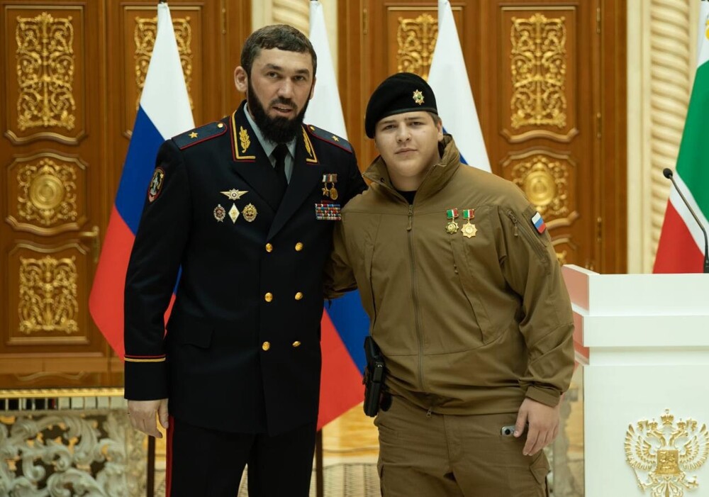 Адаму Кадырову вручили самую высокую награду Чечни