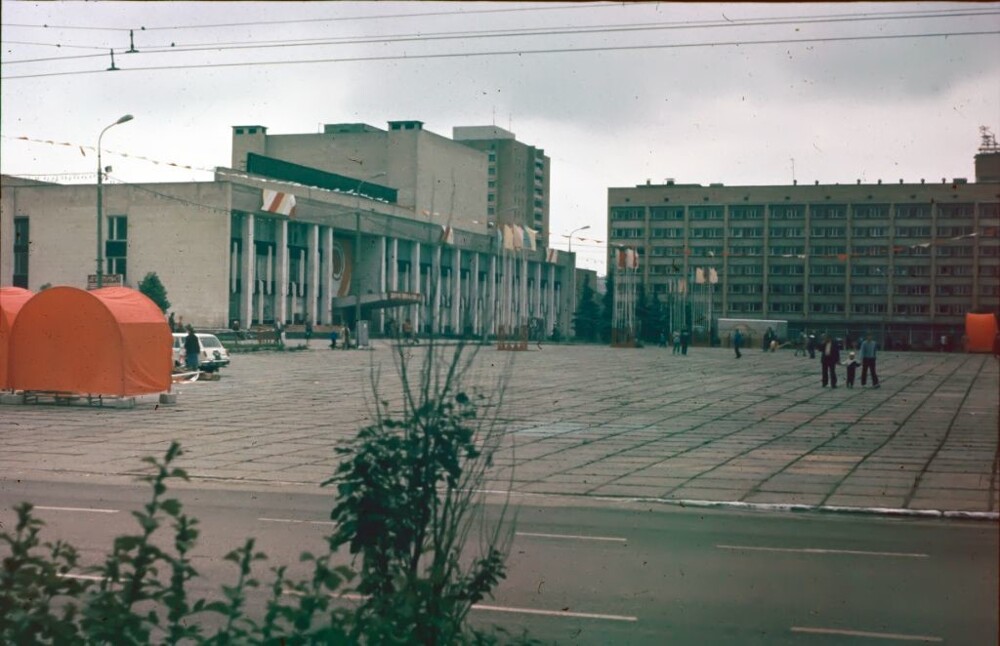 Площадь (Центральный р-он)