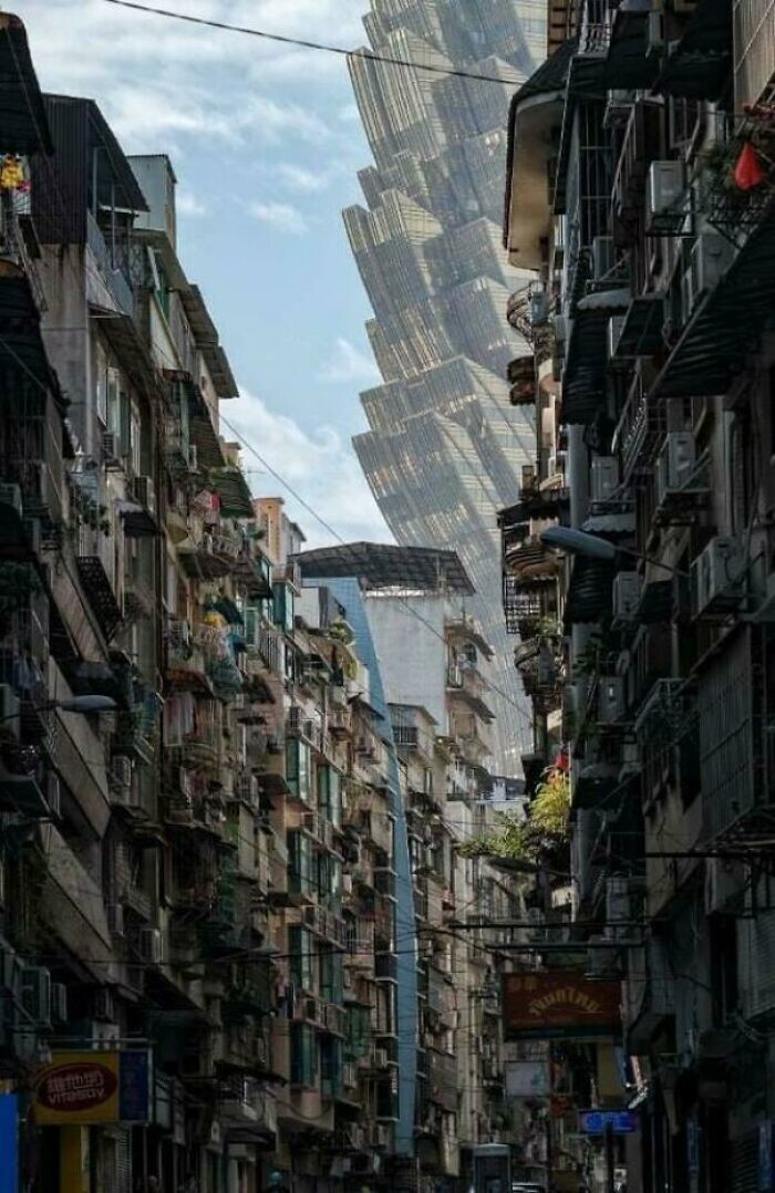 2. Макао, отель Grand Lisboa на заднем плане