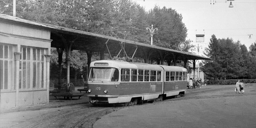 Было - стало: как за 50 лет изменились автобусные остановки в Москве⁠⁠