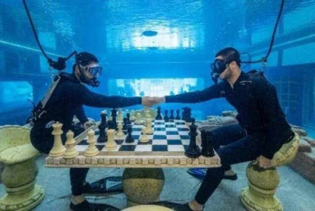 Намешалось 