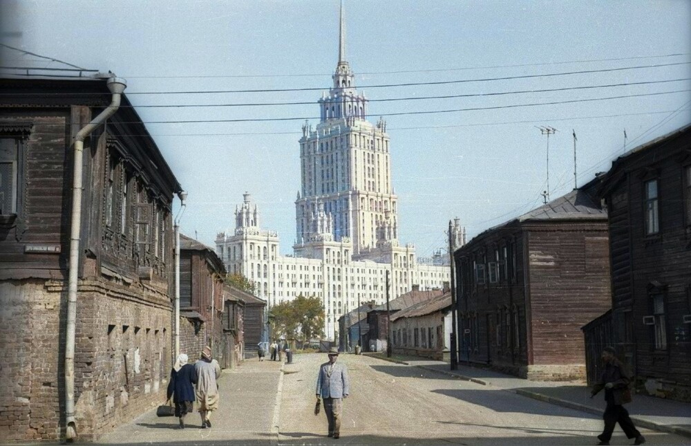 Жизнь Советской Москвы в 60-е годы