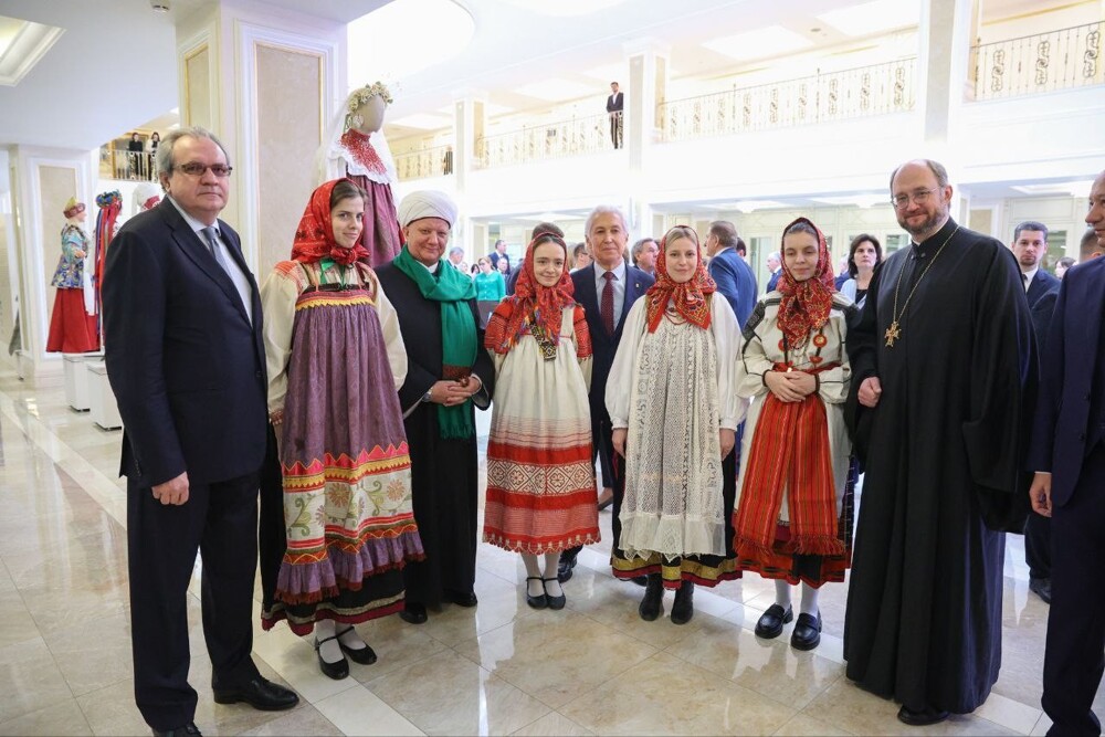 Глава СПЧ Фадеев высказался о традиционной одежде коренных российских мусульманок